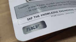 Cách  phân biệt và kiểm tra vòng bi xe máy SKF chính hãng